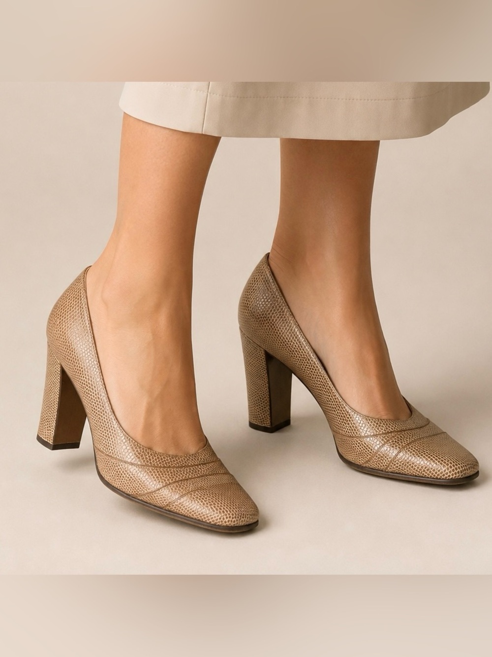 Vintage Hermès Paris Lizard Leather Block Heel Pumps 38 Italy